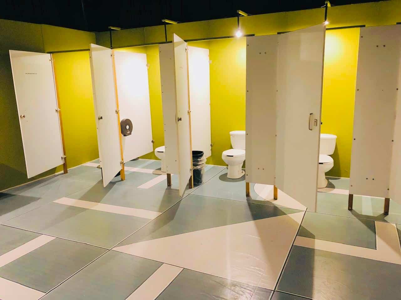 Baños VIP de lujo para bodas elegantes en Querétaro — Divana Eventos